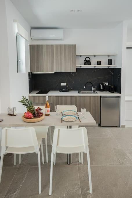 Minoas Suite The Sense Of Luxury Heraklion  Exterior photo