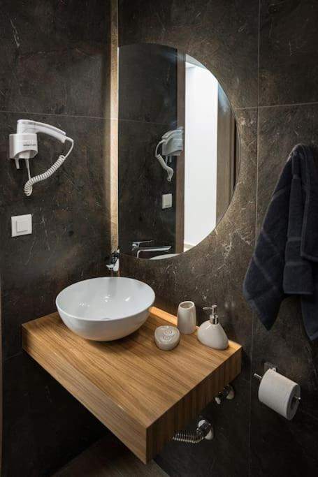 Minoas Suite The Sense Of Luxury Heraklion  Exterior photo