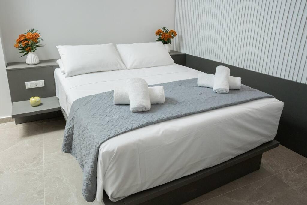 Minoas Suite The Sense Of Luxury Heraklion  Exterior photo